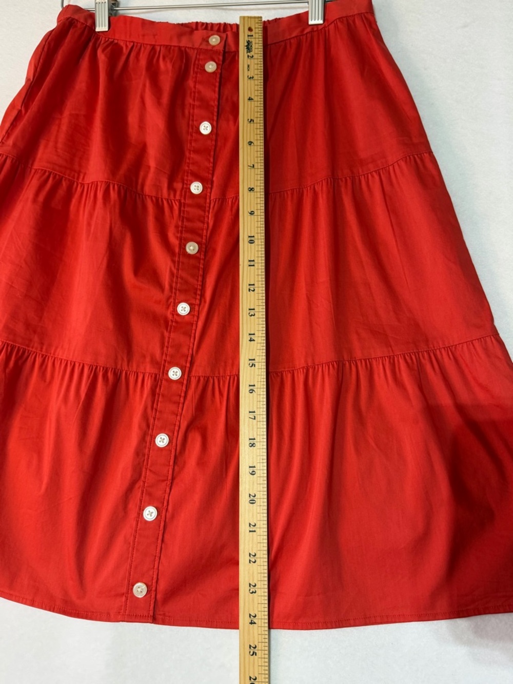 LOFT Outlet NWT Blood Orange Tiered Button Front Midi Skirt Size S - Picture 9 of 9
